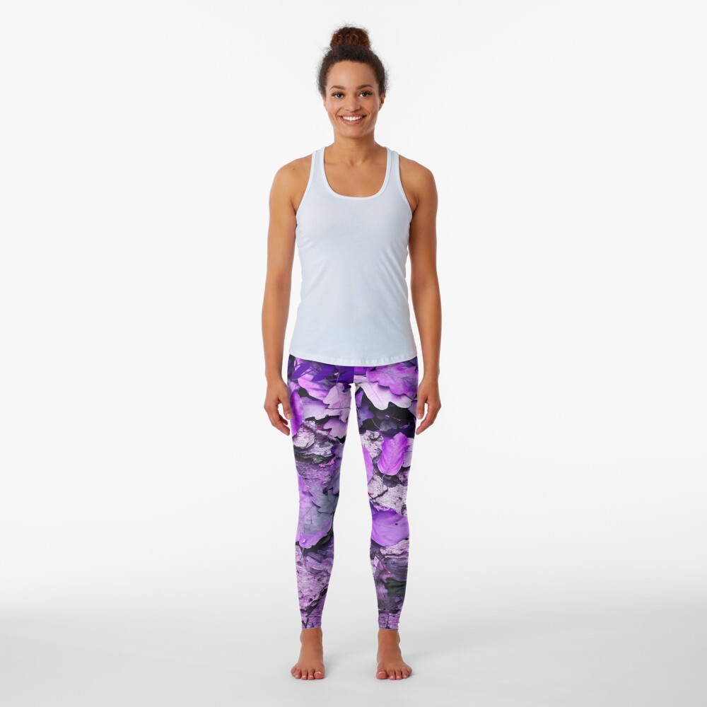 Leaves and bark in purple - the little beauties of nature Leggings
