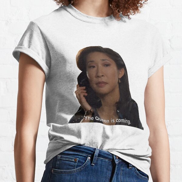 The Queen is Coming! Princess Diaries Classic T-Shirt