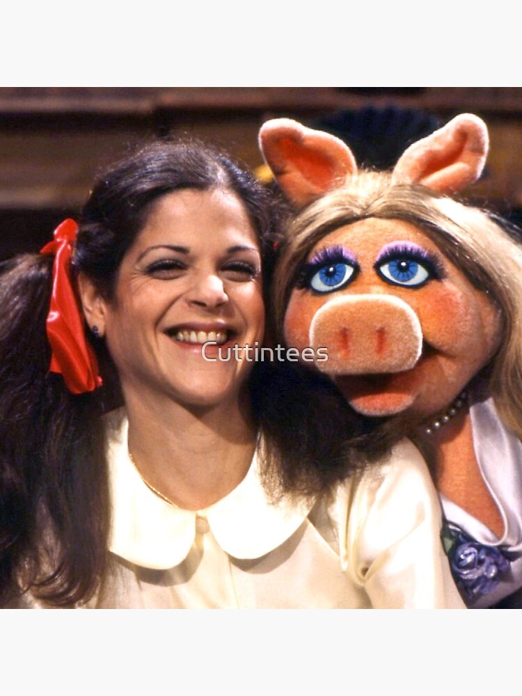 Gilda and Piggy by Cuttintees
