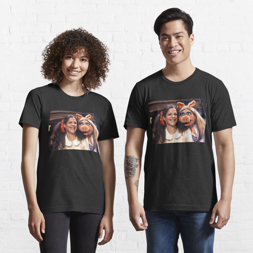 Gilda and Piggy Essential T-Shirt