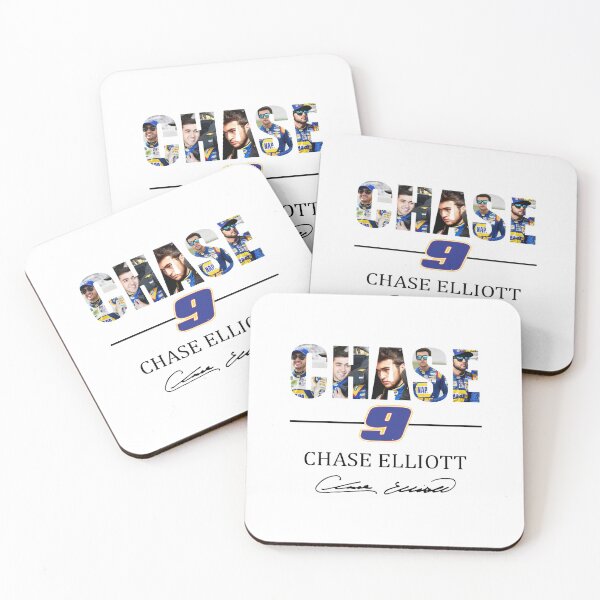 Aperçu de l'œuvre Chase 9 Cadeaux de Noël signés Chase Elliott pour les fans, pour hommes et femmes, cadeau pour le jour de Noël créée et vendue par SankyuTee.