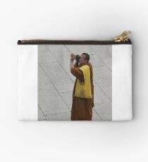 GETTING A PHOTO Studio Pouch