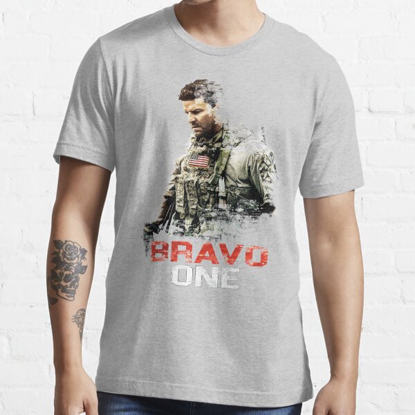 Bravo Uno Camiseta esencial