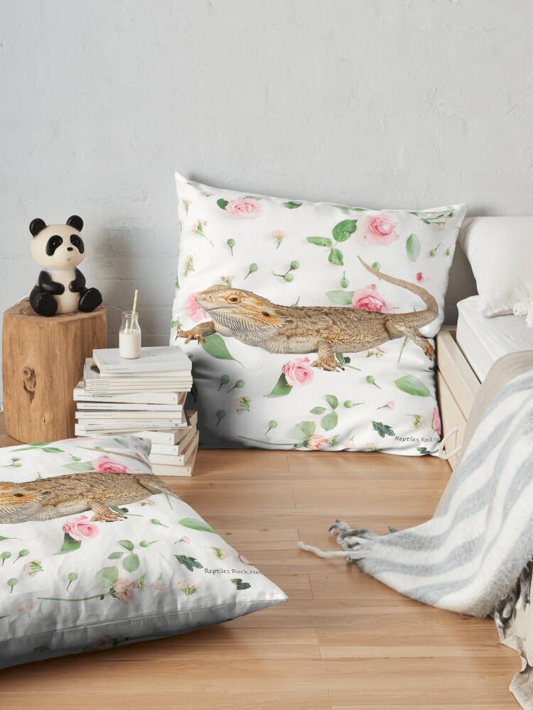 Alternate view of Bearded Dragon On A Carnation Background Floor Pillow