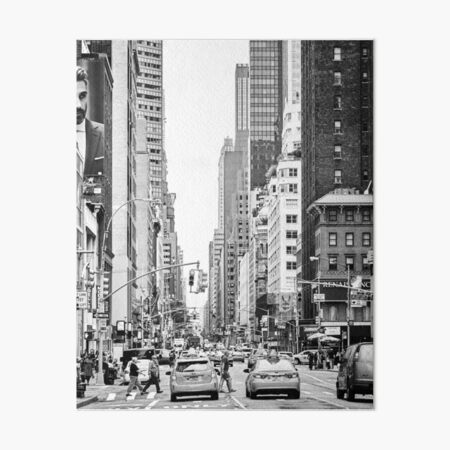 Artikel-Vorschau von New Yorker Straßen, Straßen, New York, Schwarz und Weiß, Straßen, designt und verkauft von Magic Love Art Print.