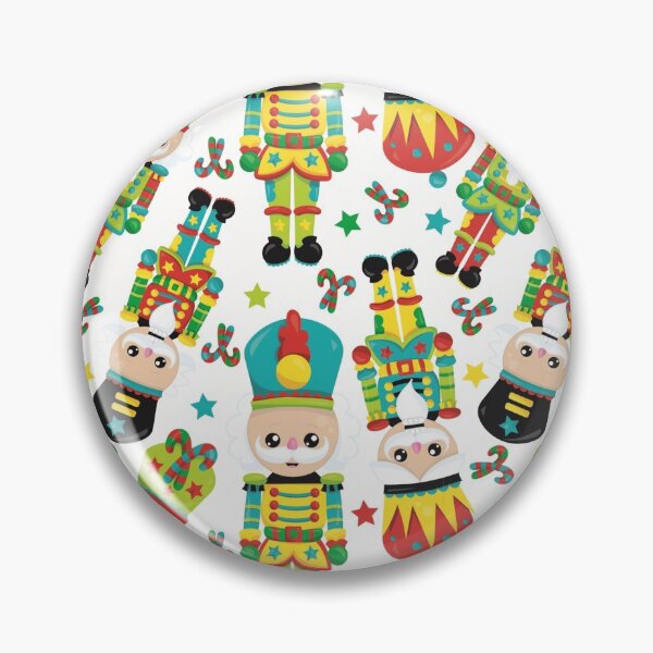 Artikelvorschau, Frohe Weihnachten Niedlicher Nussknacker König und Soldat White Patterns Patterns Geschenke entworfen und verkauft von MiscelChr.
