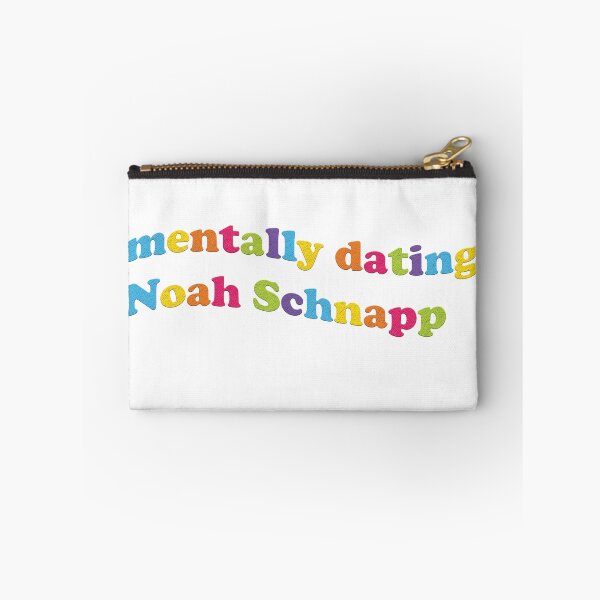 Artikelvorschau, Noah Schnapp entworfen und verkauft von purplewings03.