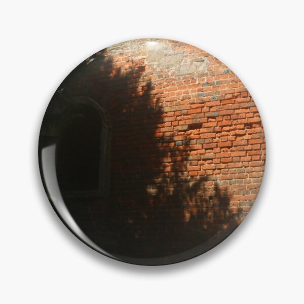 Artikelvorschau, Schatten an der Wand entworfen und verkauft von MorvalDesigns.