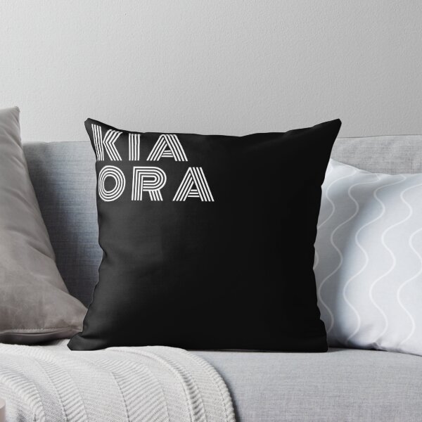 Artikelvorschau, Kia Ora Maori Aotearoa Neuseeland Neuseeland entworfen und verkauft von Hoiho Adventure Shirts.