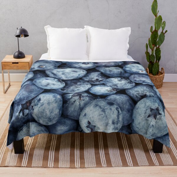 Artikelvorschau, Blaue Blaubeeren entworfen und verkauft von MonsaviFashion.