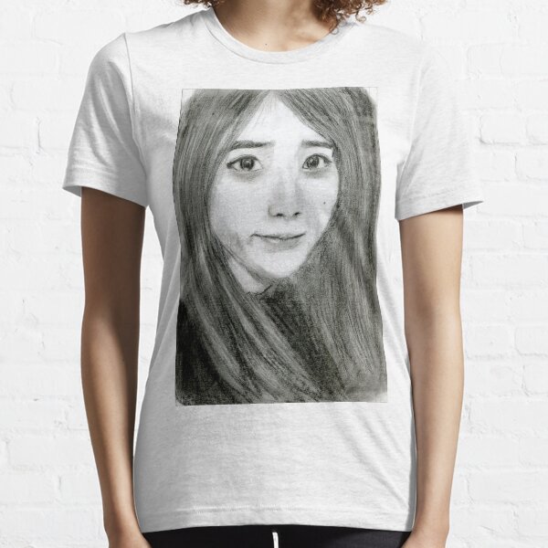Realistic IU Drawing Art -- Lee Ji-eun Graphite Pencil Essential T-Shirt