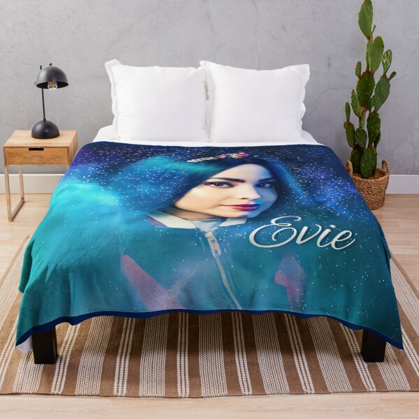Evie Blue Princess - Descendants 3 Throw Blanket