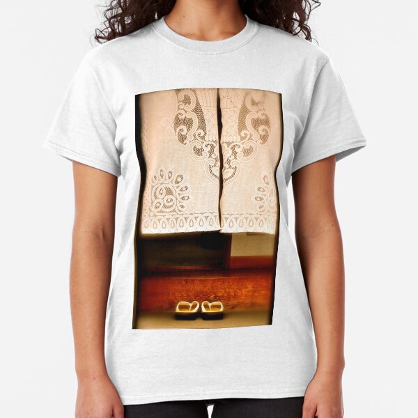 Irrashaimase Classic T-Shirt
