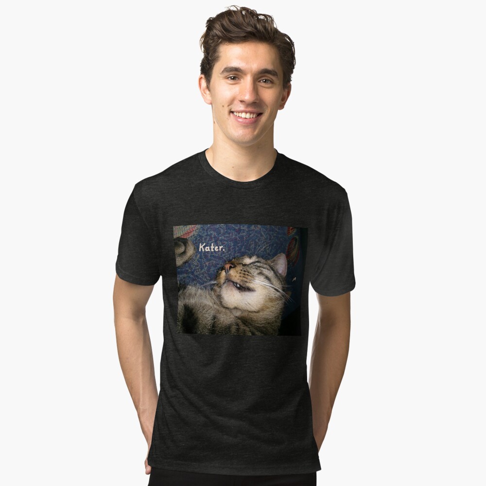 Artikel-Vorschau von Vintage T-Shirt, designt und verkauft von Sonja-Haueisen.
