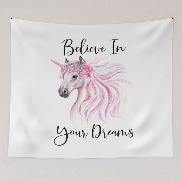 Aperçu de l'œuvre Believe In Your Dreams créée et vendue par meggydesigns.