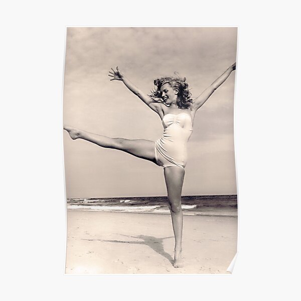 "Happy, Young Marilyn Monroe" - Tobey Beach Fotoshooting Poster