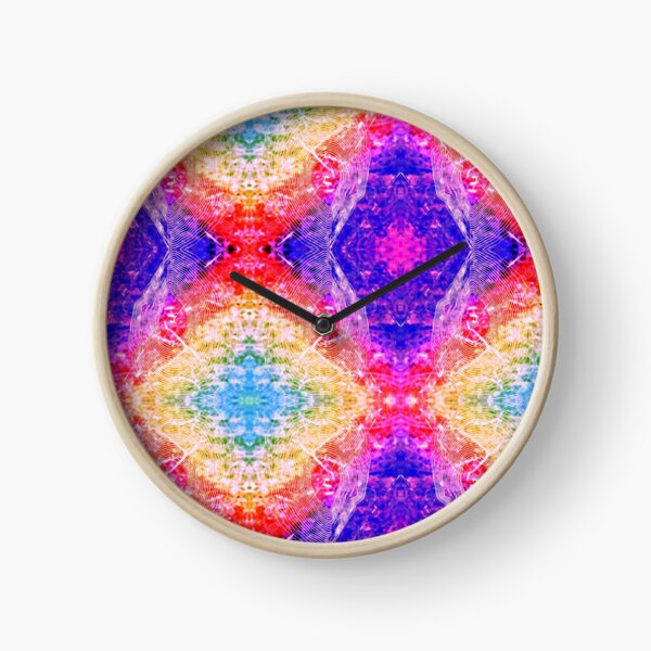Spinclusion - Rainbow Macro Clock