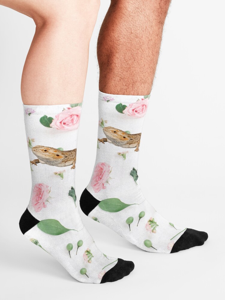 Alternate view of Bearded Dragon On A Carnation Background Socks