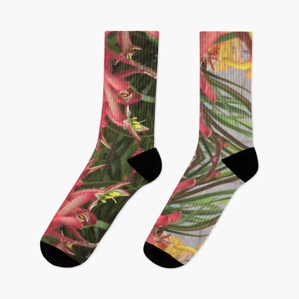 Item preview, Patas de canguro danzantes de Criterion Street: rojo y verde llameantes, Navidad 2020 designed and sold by RoseAromas.