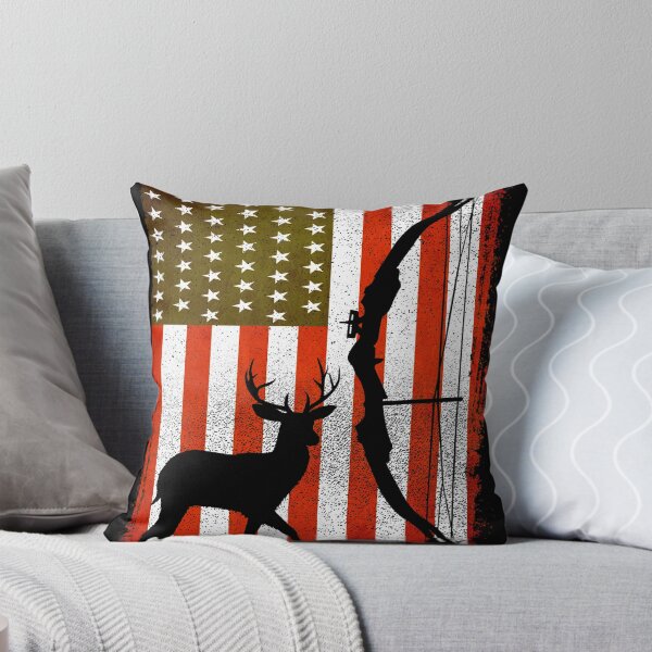 Artikelvorschau, Amerikanische Flagge Hirschjagd mit Bogen, Geschenke für Jäger entworfen und verkauft von Space Art.