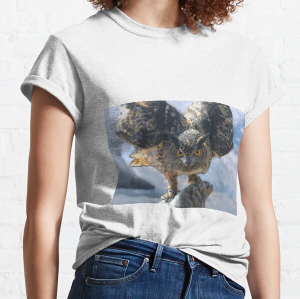 The Eyes of a Hunter Classic T-Shirt