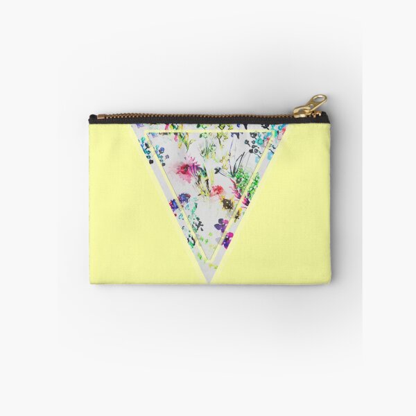 Aperçu de l'œuvre Triangle floral créée et vendue par Fancy-Prints.