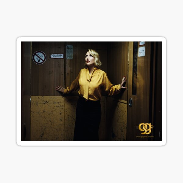 GG Gold Sticker