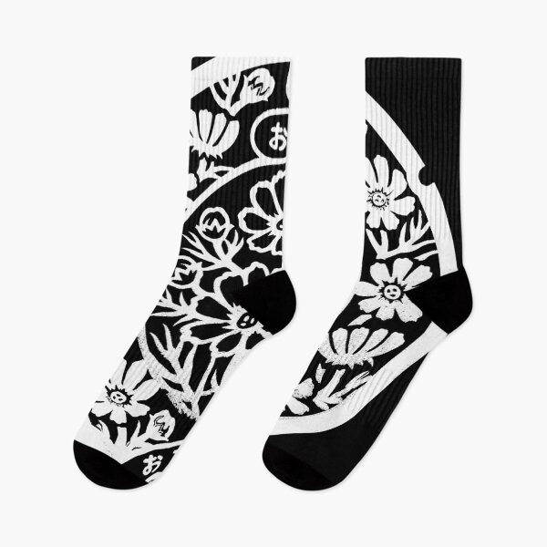 Artikelvorschau, Japanisches Blumenmotiv auf Mannloch entworfen und verkauft von mattraski.