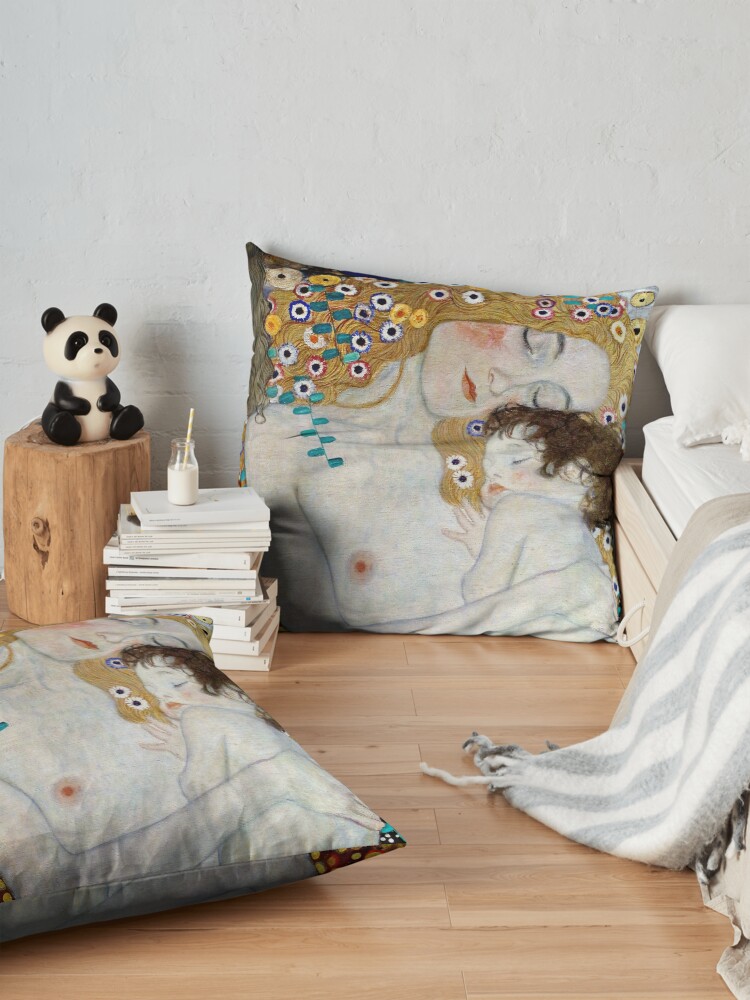 Alternate view of Gustav klimt | "Le tre età" - "Mother and Child" Floor Pillow