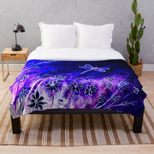 Dragonfly and Daisies Throw Blanket