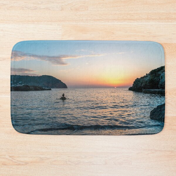 Artikelvorschau, MALLORCA - CALA ROTJA - BEACHES - BEACH - MALLORCA - BALEARIC ISLAND - POSTER - DECO - SUNRISE  entworfen und verkauft von Tropical Blood.