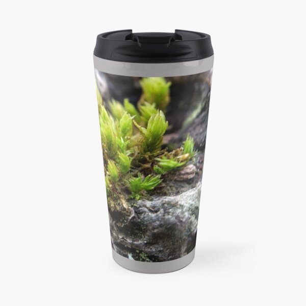 Spiky green moss Travel Mug