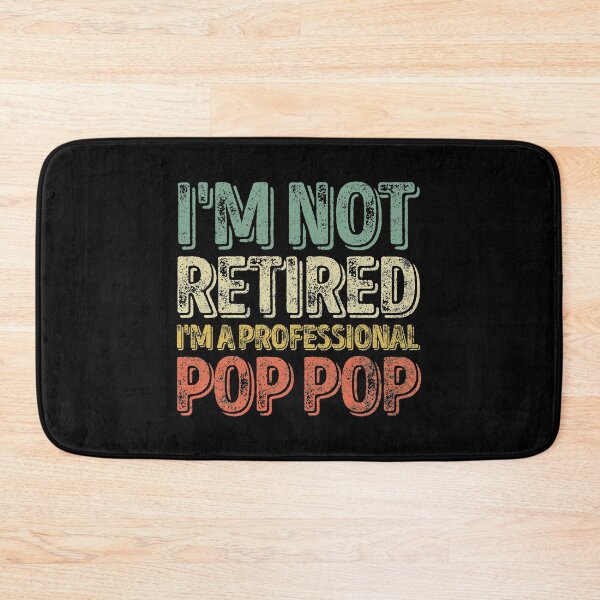 Artikelvorschau, Ich bin nicht im Ruhestand Ich bin ein professionelles Pop-Pop-Shirt Weihnachten entworfen und verkauft von KuznecovaDesign.