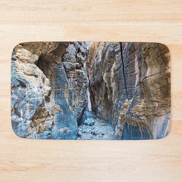 Aperçu de l'œuvre Canyon Crevice Scenic Landscape, Oman créée et vendue par worldways.