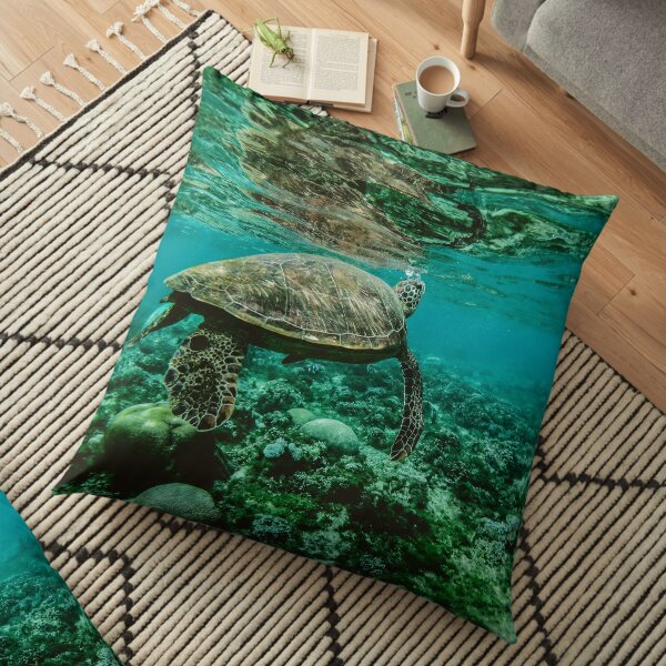 Blue ocean sea turtle - summer sea swimming turtle Floor Pillow