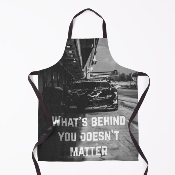 Aperçu de l'œuvre Ce qui est derrière ne compte pas - Racing Canvas & poster  créée et vendue par Shadteka.