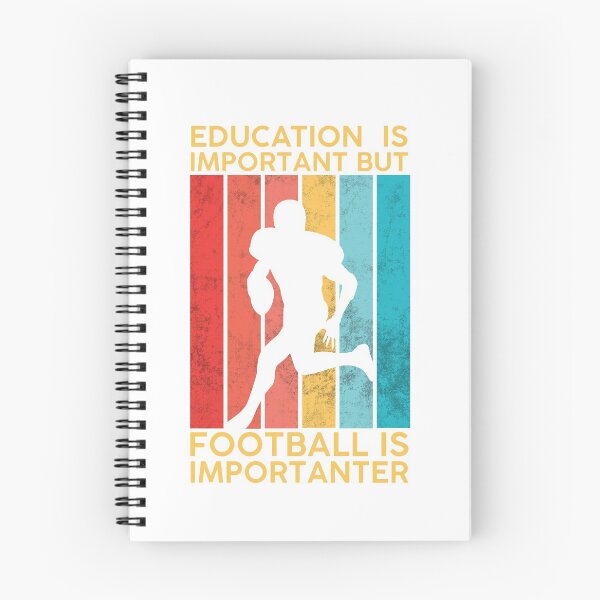 Artikelvorschau, Bildung ist wichtig, aber Fußball ist wichtiger Weiß entworfen und verkauft von DeeXdesigns.