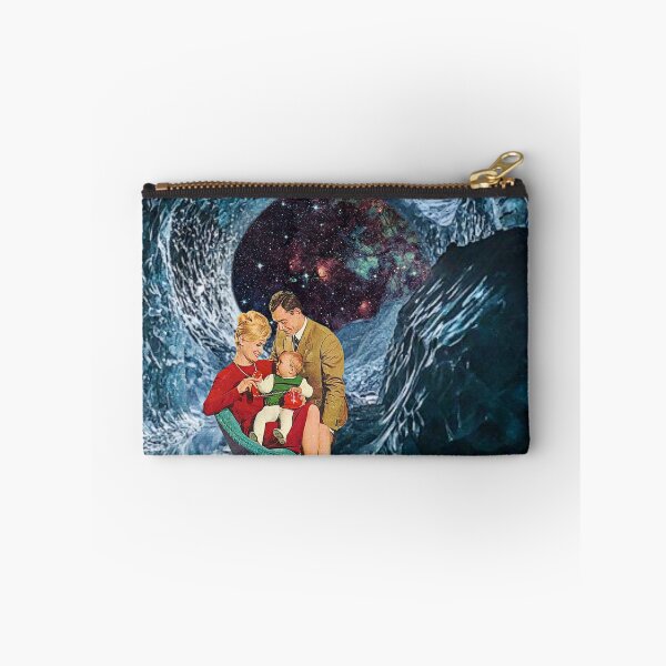 Aperçu de l'œuvre Space Cave Nous vivons ici maintenant créée et vendue par PopVelvet.