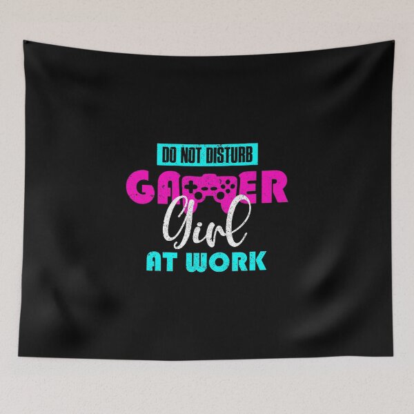 Artikelvorschau, Nicht stören, Gamer Girl bei der Arbeit - Die Leidenschaft eines Gamer Girls - Gamer Girl ist zurück - Gamer Girl Design für T-Shirt, Hoodies, Accessoires usw. entworfen und verkauft von ShaykhUmer.