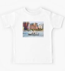 Maryland - Cabin Cruiser by Baltimore Skyline Kids Tee
