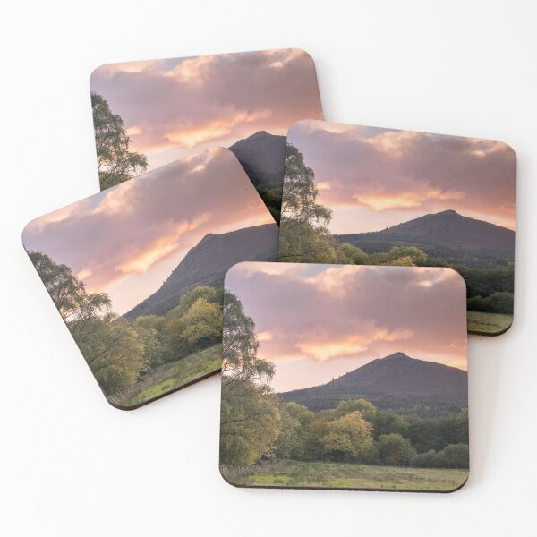 Artikelvorschau, Bennachie Mither Tap Sunset Aberdeenshire Schottland entworfen und verkauft von andymcdphoto.