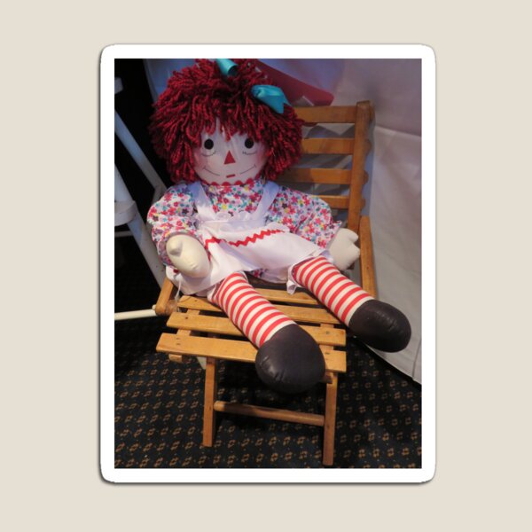 Hello Dolly! Magnet