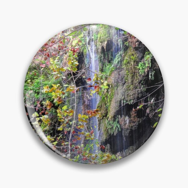 Artikelvorschau, November bei Gorman Falls entworfen und verkauft von Savannah Gibbs.