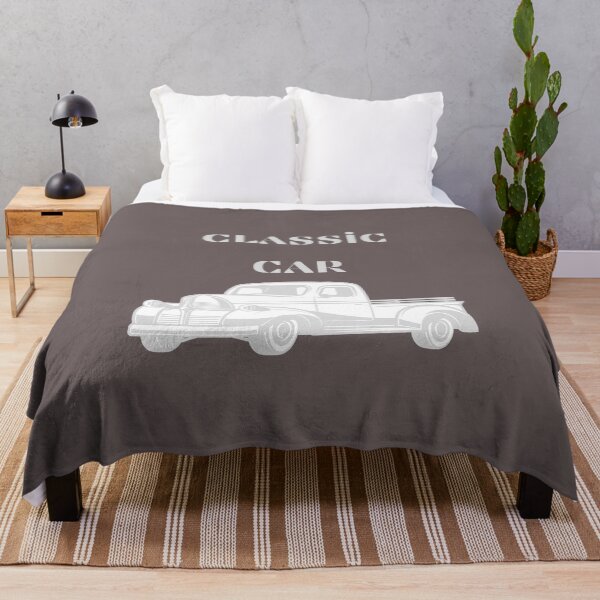 Aperçu de l'œuvre car classic car retro,vintage T-shirt classique créée et vendue par lhousshop.