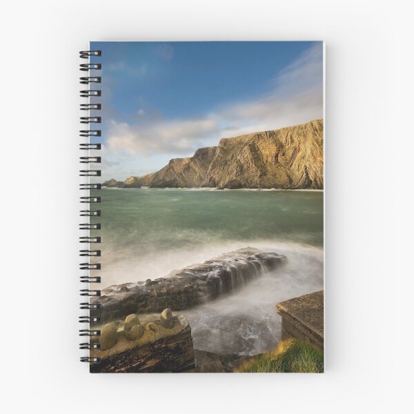 Aperçu de l'œuvre Hartland Quay north Devon créée et vendue par eddiej.