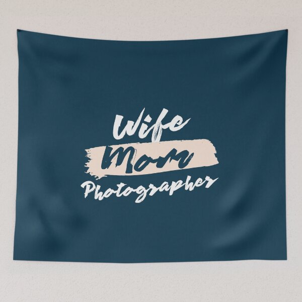 Artikelvorschau, Cute Wife Mom Photographer Gift Idea entworfen und verkauft von betternotes.