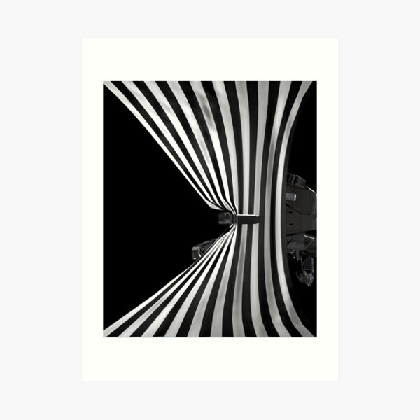 Optical Illusion Diagonal Stripes Face Geometry Pattern (Black