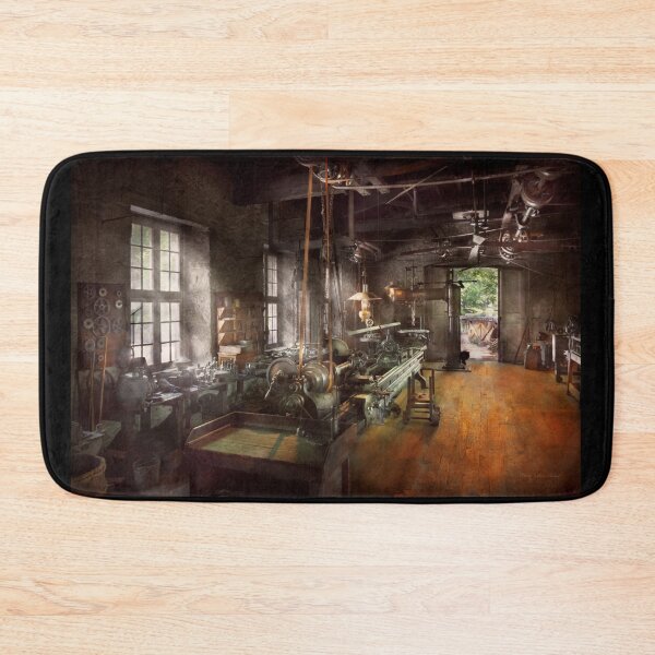 Item preview, Machinist - Lathe - A long lathe designed and sold by Mike Savad Photography.
