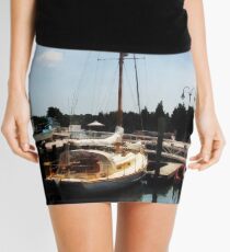 Docked Cabin Cruiser Mini Skirt