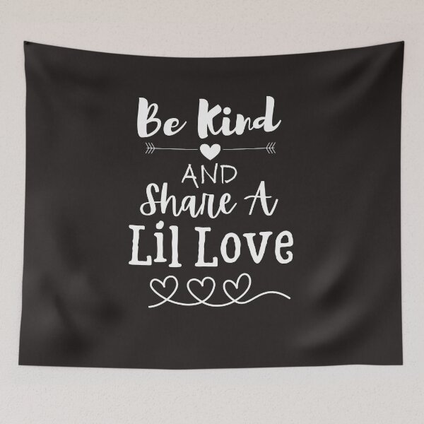 Aperçu de l'œuvre Soyez gentil et partagez un t-shirt Lil Love créée et vendue par Shevonda Thomas.